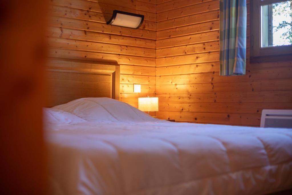 Photo of Bedroom in Saint-Paul-le-Froid