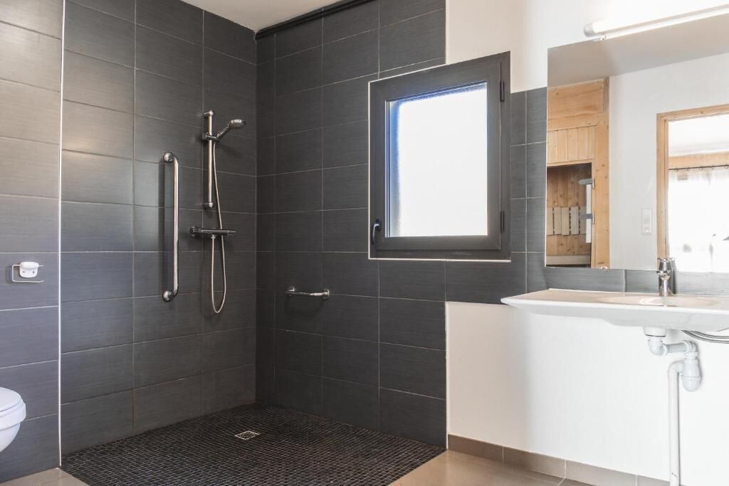 Photo of Bathroom in Saint-Paul-le-Froid