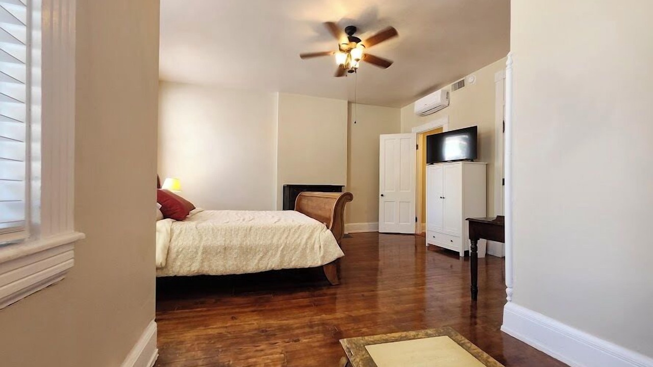 Photo of Bedroom in Maysville