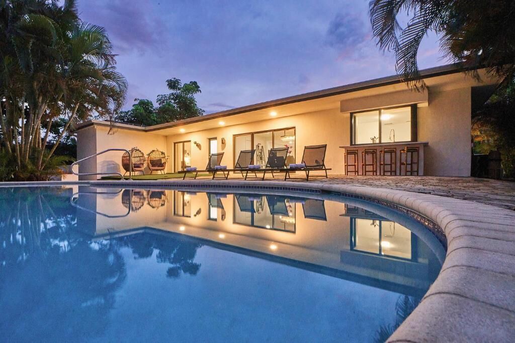Photo of Outdoor in North Miami Beach