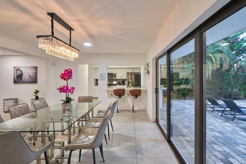 Photo of Livingroom in North Miami Beach