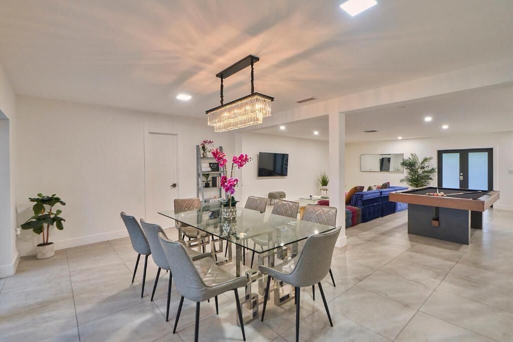 Photo of Livingroom in North Miami Beach