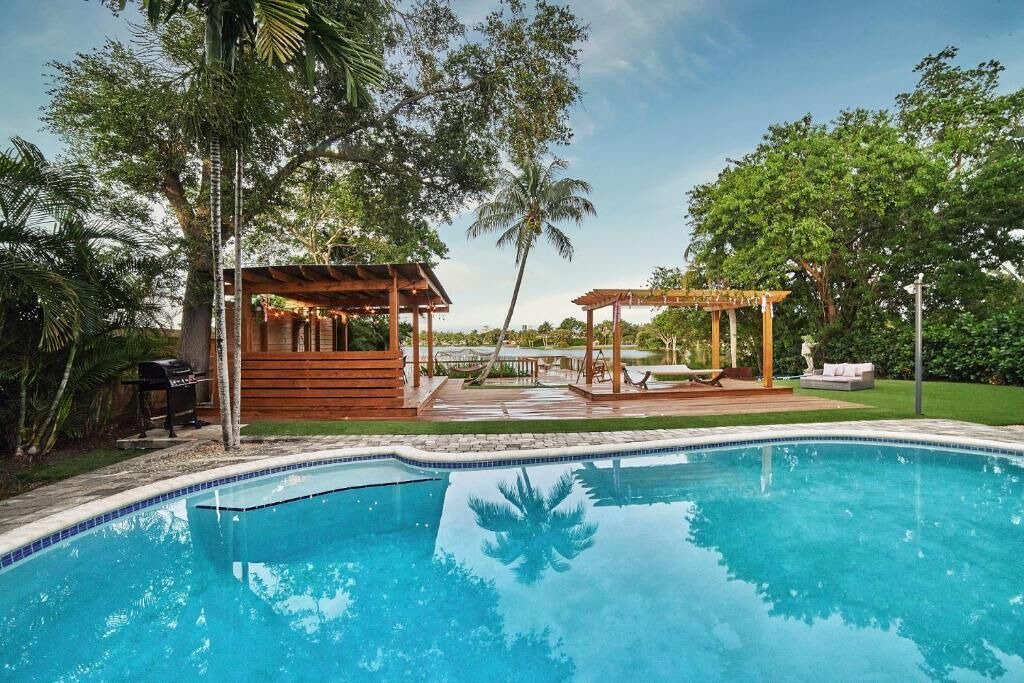Photo of Outdoor in North Miami Beach