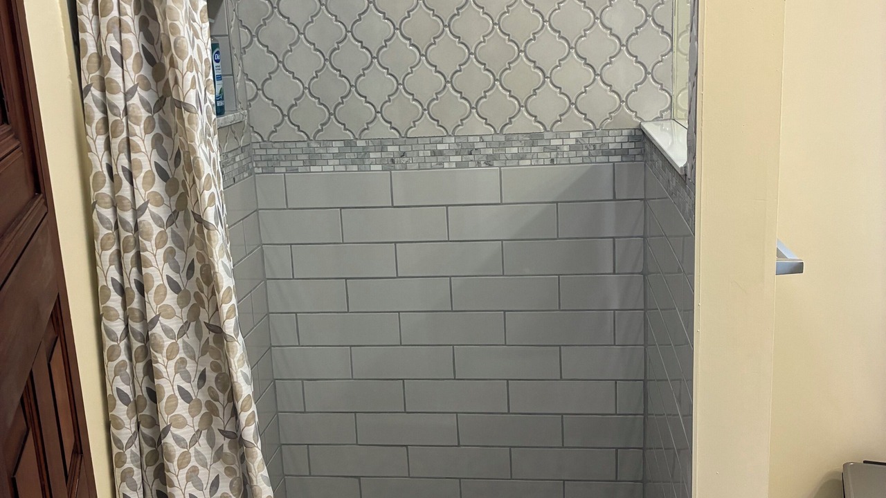 Photo of Bathroom in Lebanon - Pine Grove