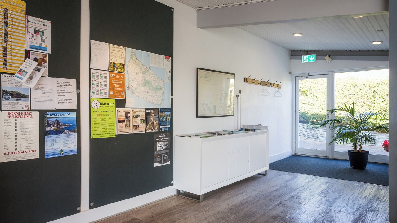 Photo of Others in Sandkaas