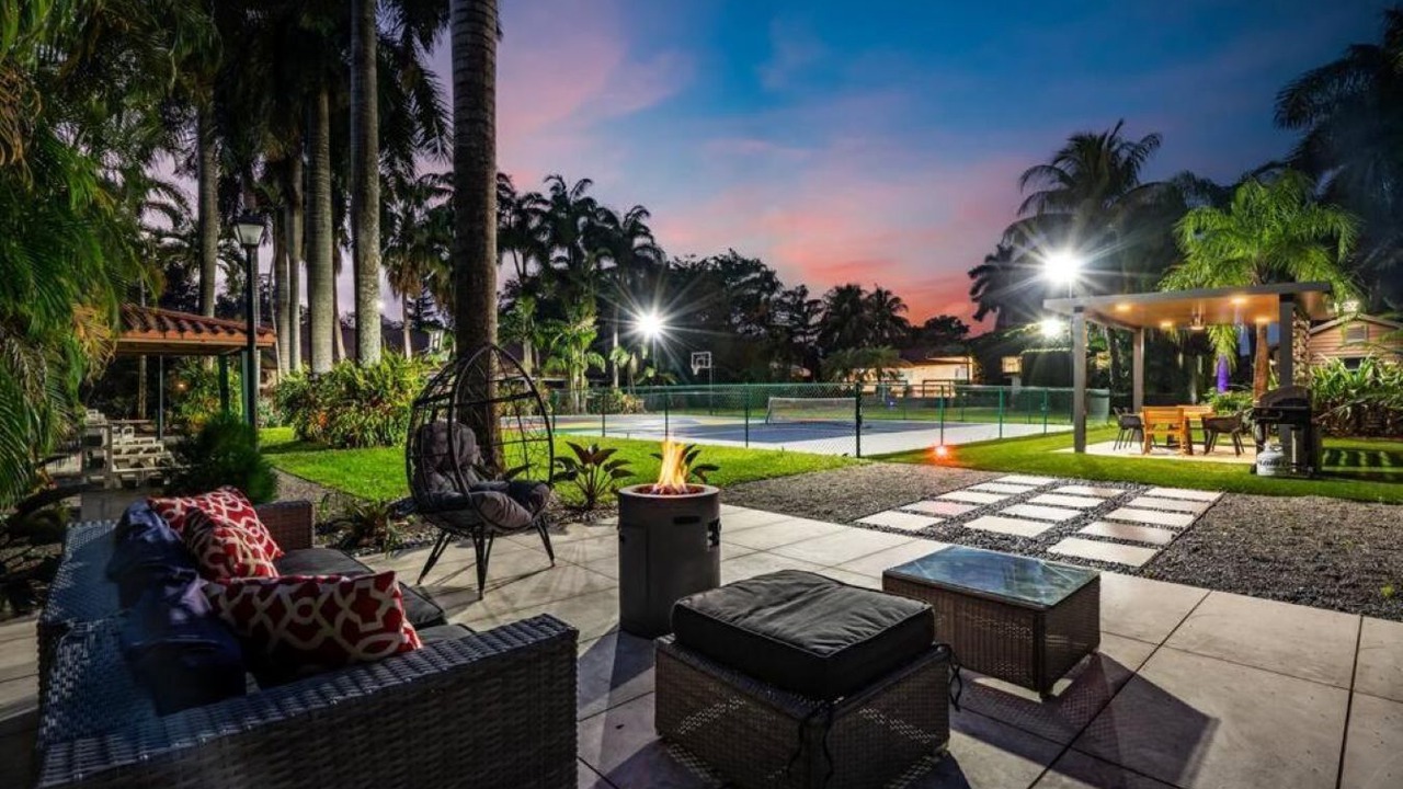 Photo of Patio Balcony in Golden Glades