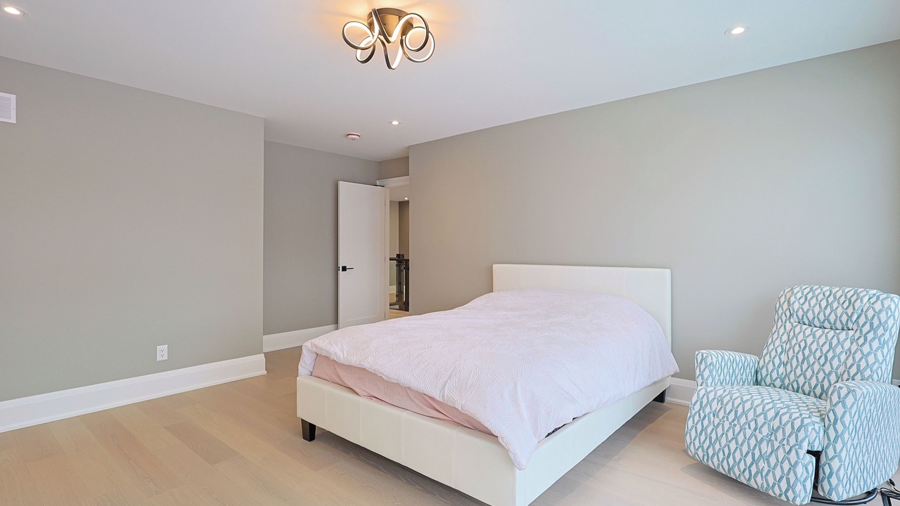 Photo of Bedroom in Niagara Falls