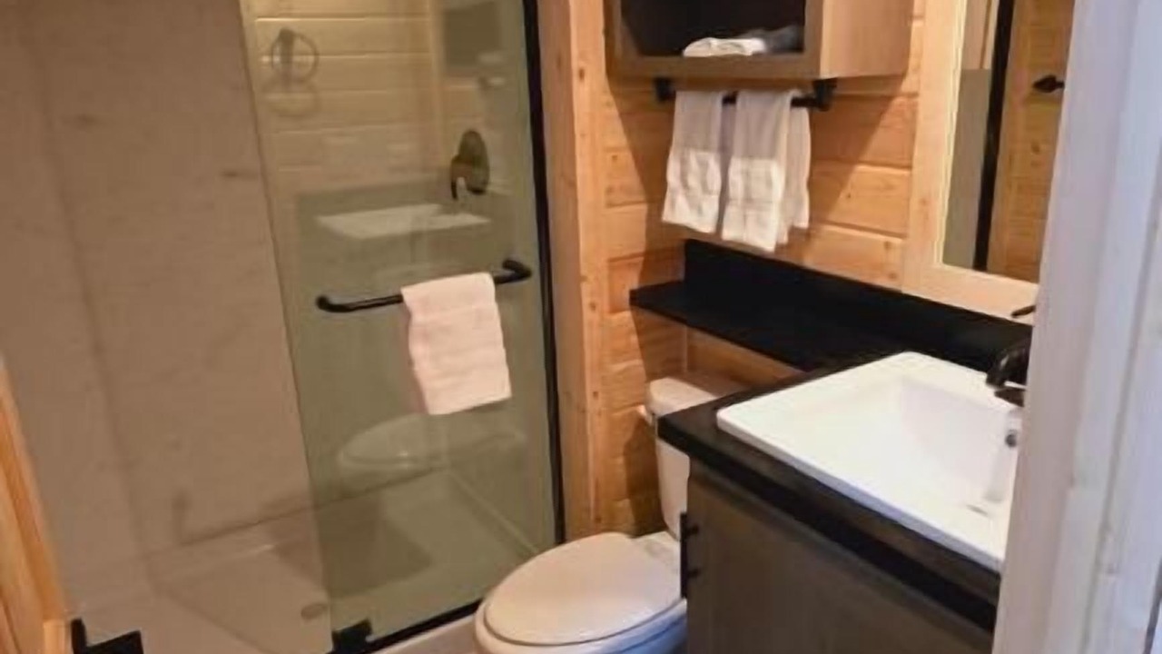Photo of Bathroom in Williams