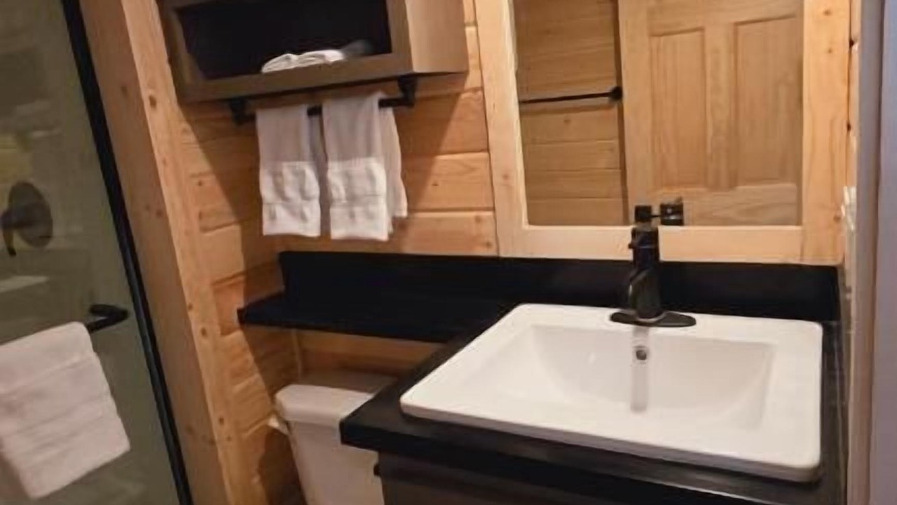 Photo of Bathroom in Williams