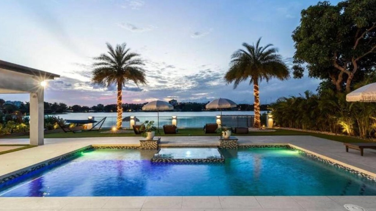 Photo of Outdoor in North Miami Beach