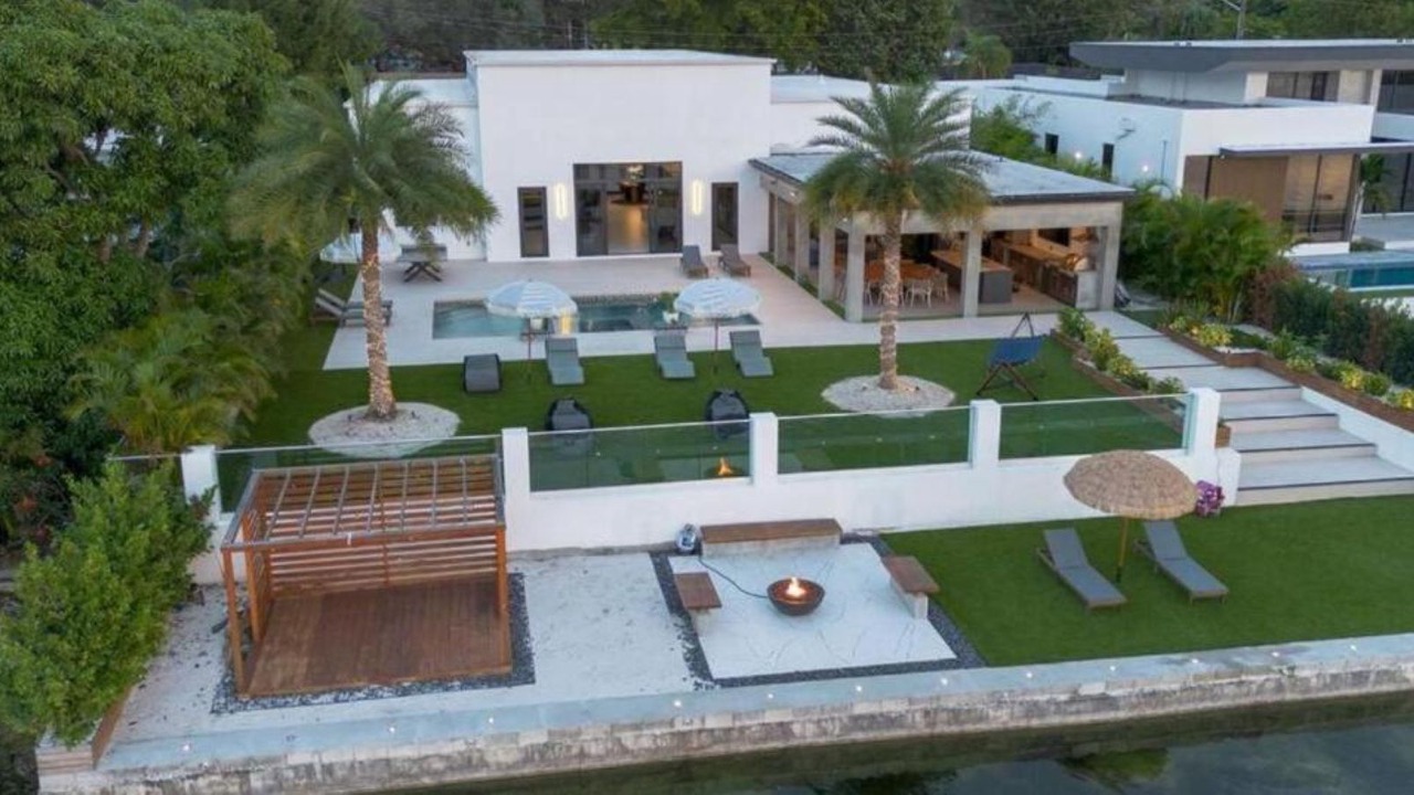 Photo of Outdoor in North Miami Beach