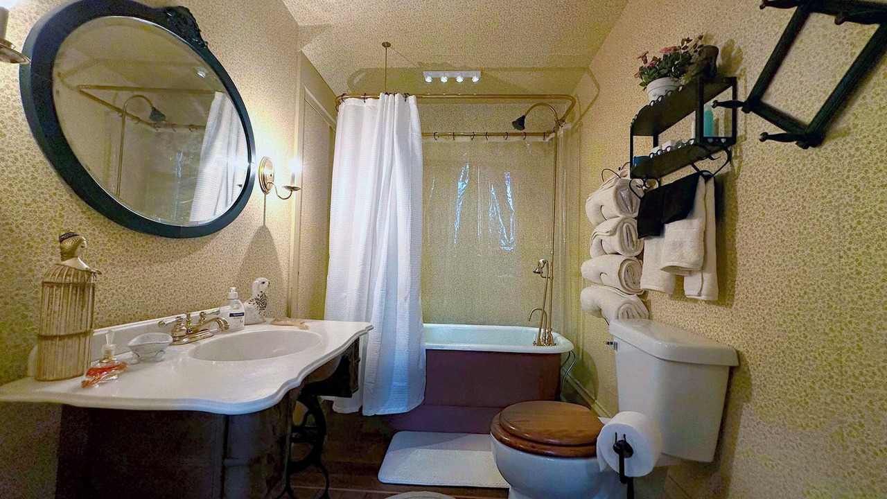 Photo of Bathroom in Cartersburg