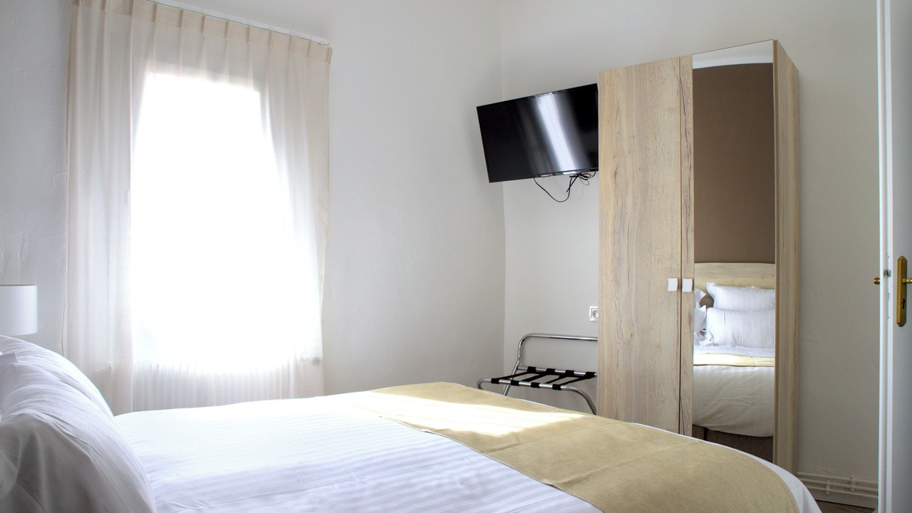Photo of Bedroom in Balaruc-les-Bains