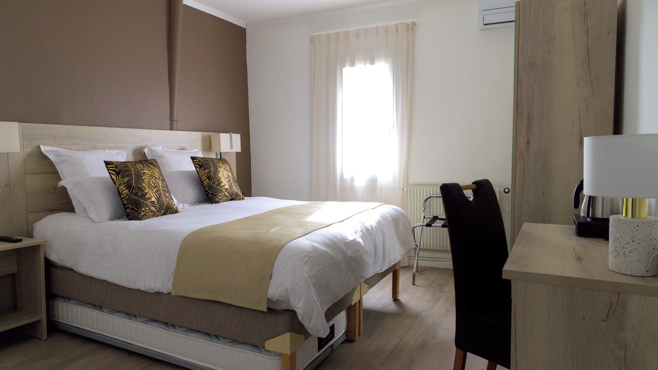 Photo of Bedroom in Balaruc-les-Bains