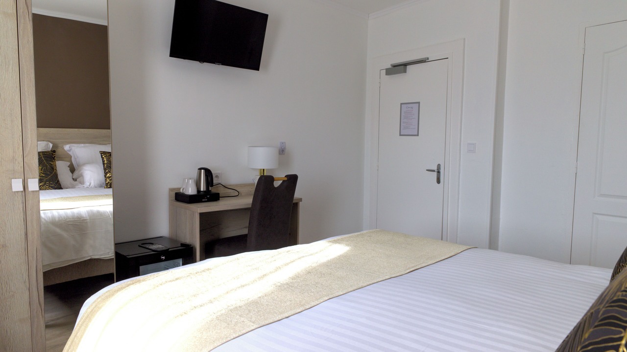 Photo of Bedroom in Balaruc-les-Bains