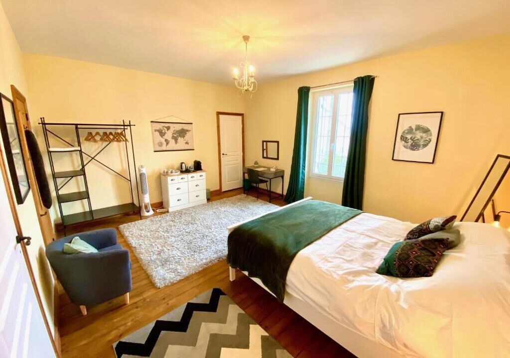 Photo of Bedroom in Eymet