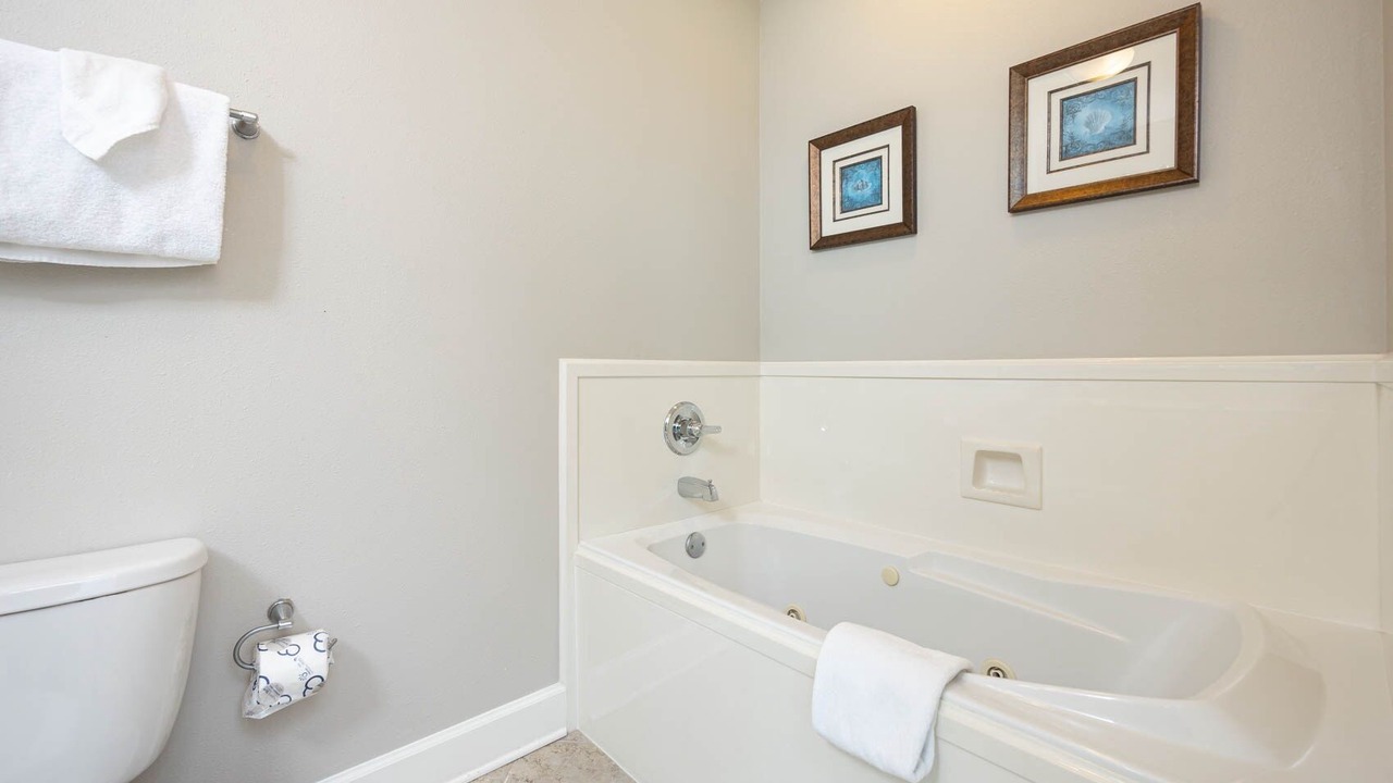 Photo of Bathroom in Orange Beach