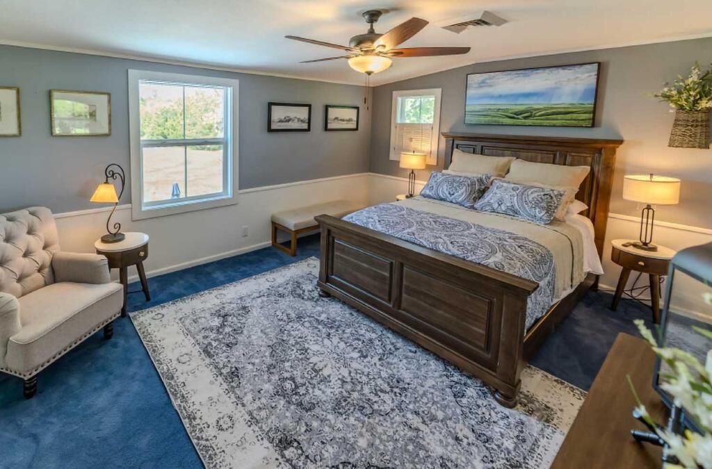 Photo of Bedroom in Salina