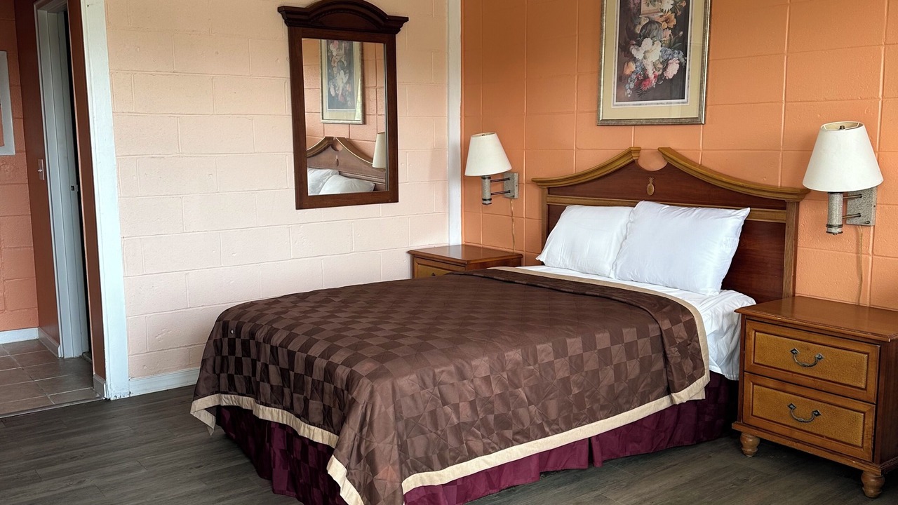 Photo of Bedroom in Hamer