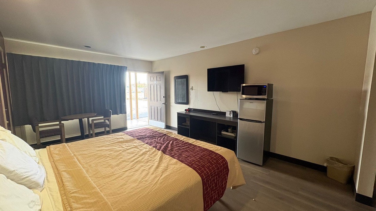 Photo of Bedroom in Fellowship