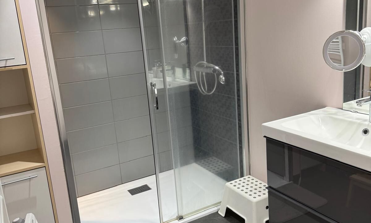Photo of Bathroom in Pont-du-Chateau