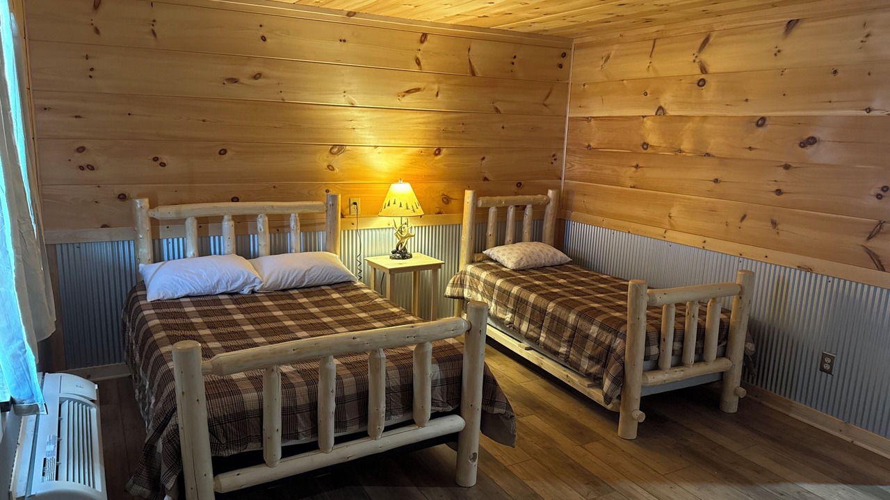 Photo of Bedroom in Elk County