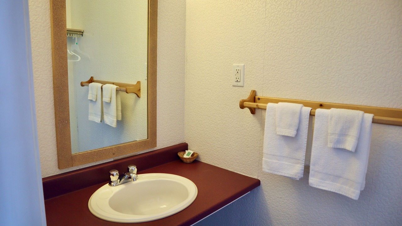 Photo of Bathroom in Daniel's Harbour