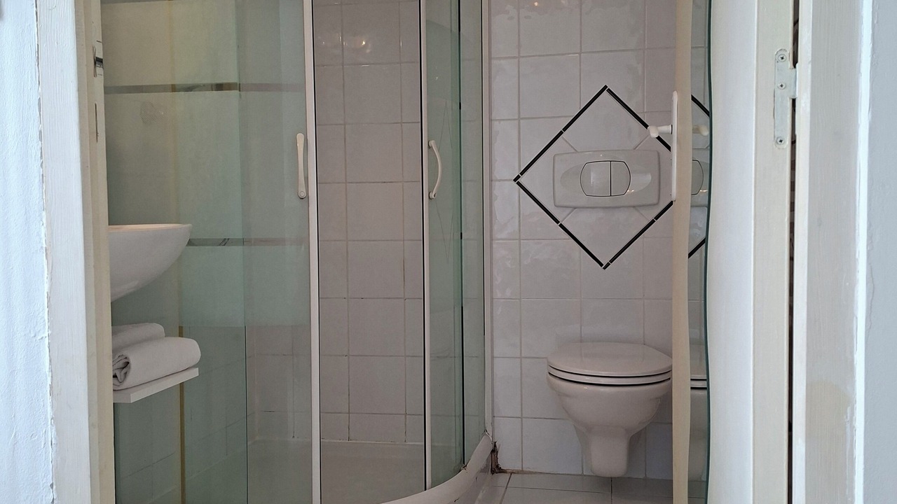 Photo of Bathroom in Lablachere