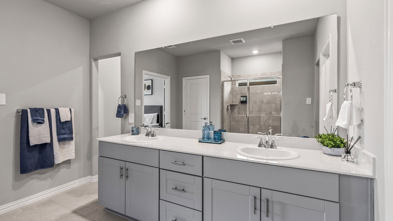 Photo of Bathroom in Farmersville
