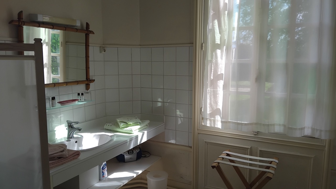 Photo of Bathroom in Saint-Pierre-de-Manneville