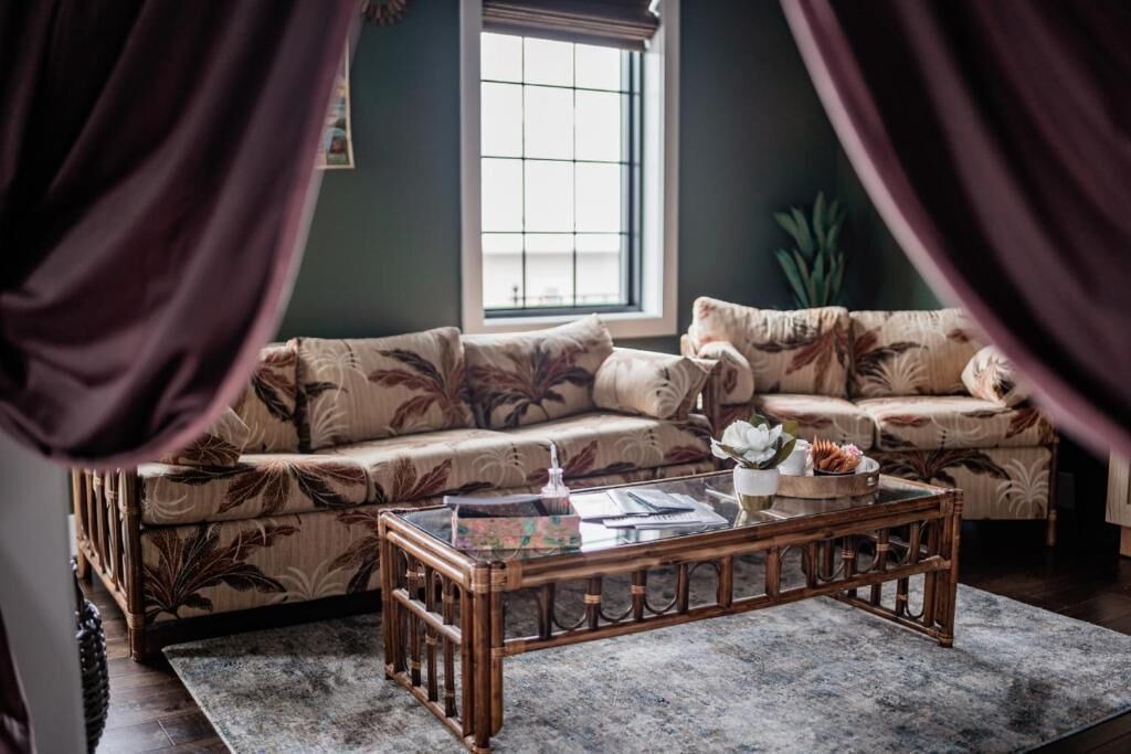 Photo of Livingroom in Perryville