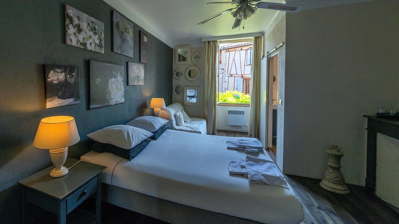 Photo of Bedroom in Cordes-sur-Ciel