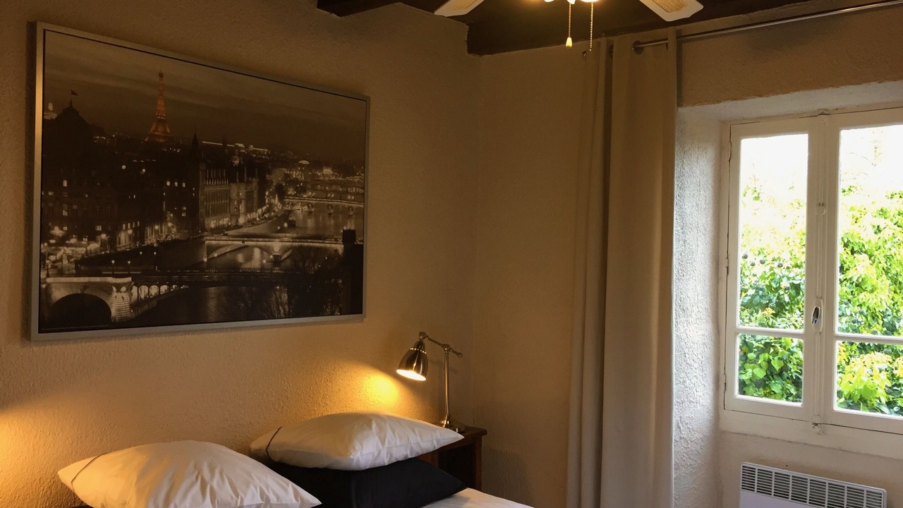Photo of Bedroom in Cordes-sur-Ciel