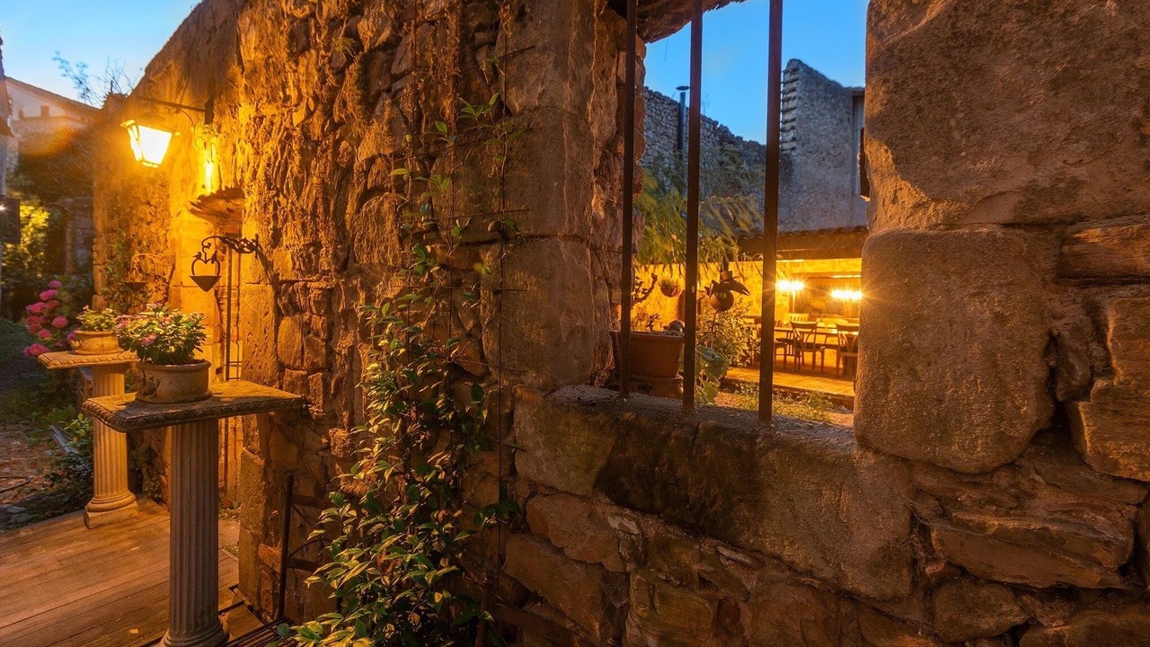 Photo of Patio Balcony in Cordes-sur-Ciel