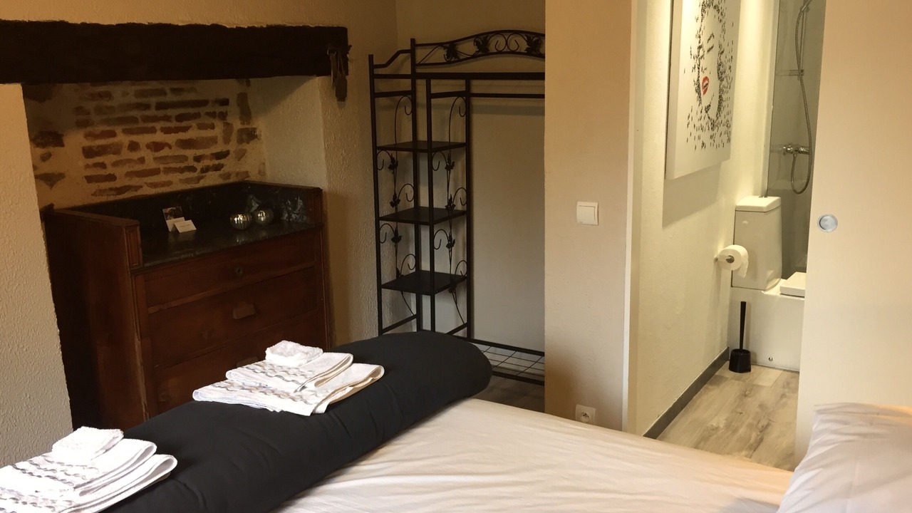 Photo of Bedroom in Cordes-sur-Ciel