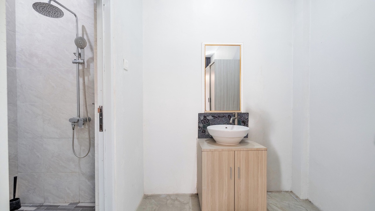 Photo of Bathroom in Legian City-Centre