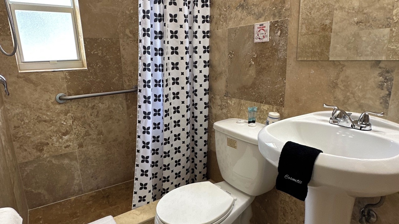 Photo of Bathroom in South Palm Park Neighborhood Association