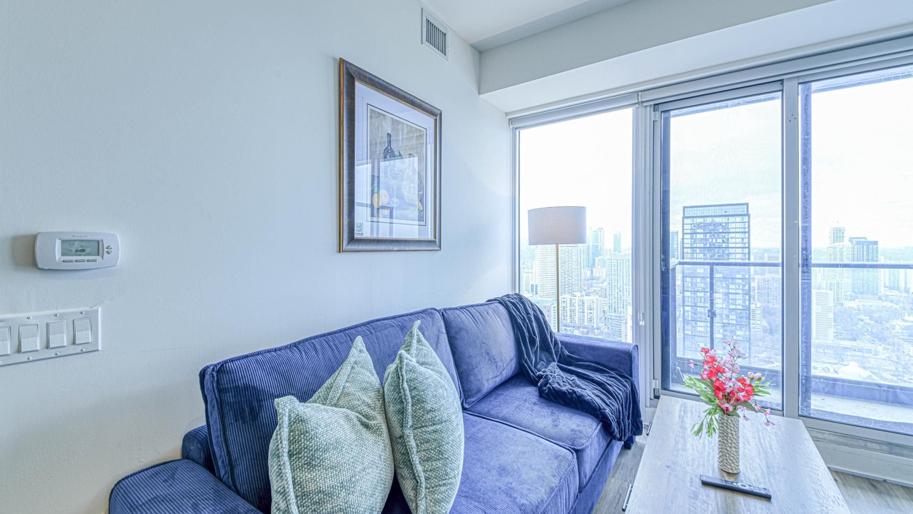 Photo of Bedroom in Garden District
