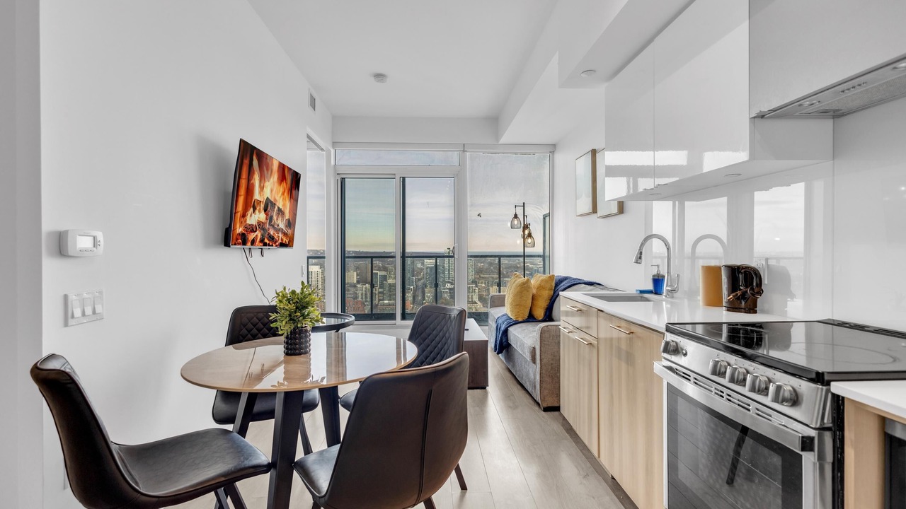 Photo of Bedroom in Garden District