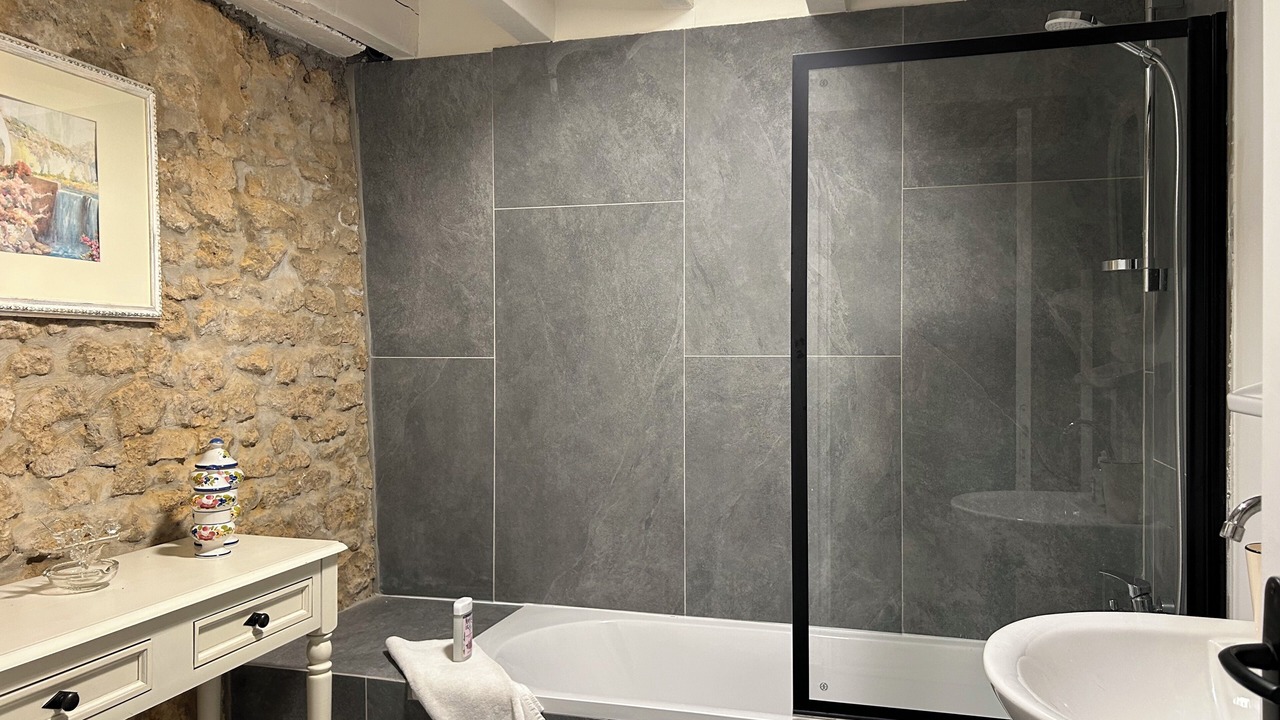 Photo of Bathroom in Chateau-Renard