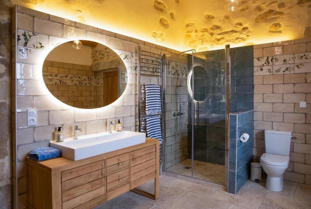 Photo of Bathroom in Saint-Paulet-de-Caisson