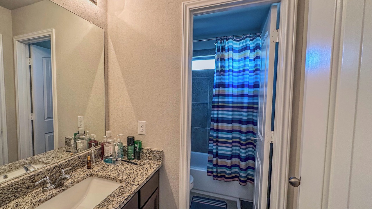 Photo of Bathroom in Clodine