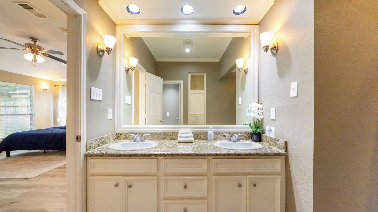 Photo of Bathroom in OST - South Union