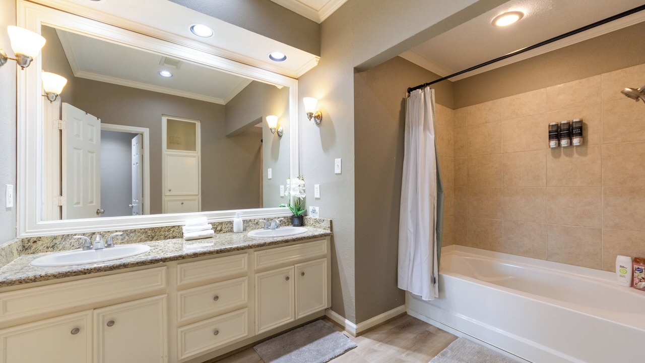 Photo of Bathroom in OST - South Union