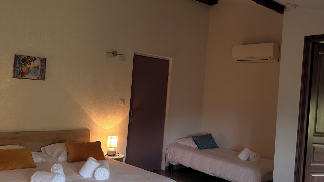 Photo of Bedroom in Olmeto