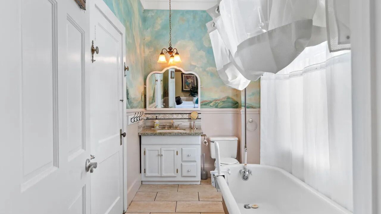 Photo of Bathroom in Bon Air