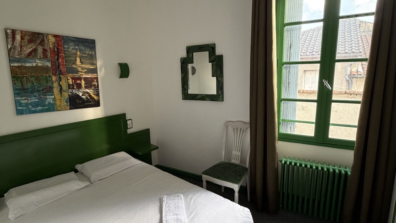 Photo of Bedroom in Cahors Old Town