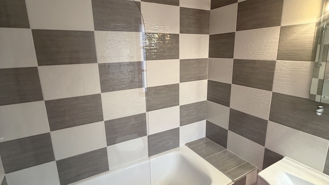 Photo of Bathroom in Cahors Old Town