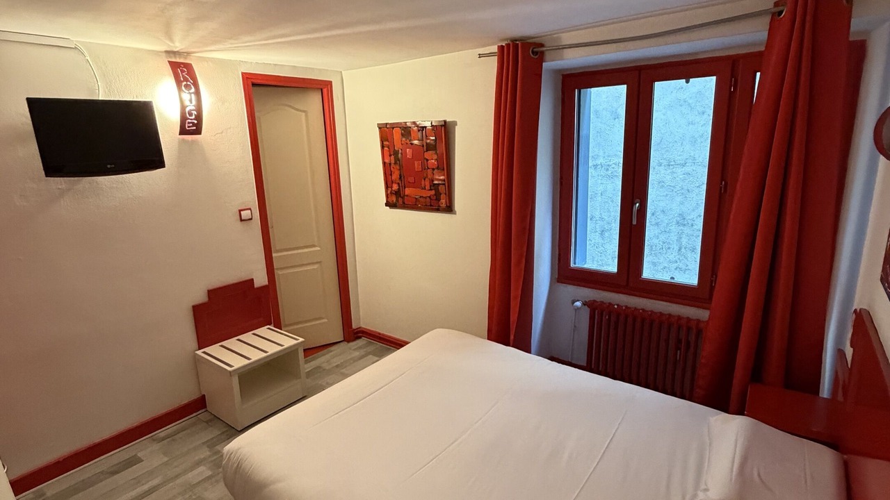 Photo of Bedroom in Cahors Old Town