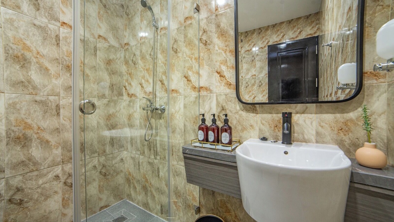 Photo of Bathroom in Padangsambian Klod